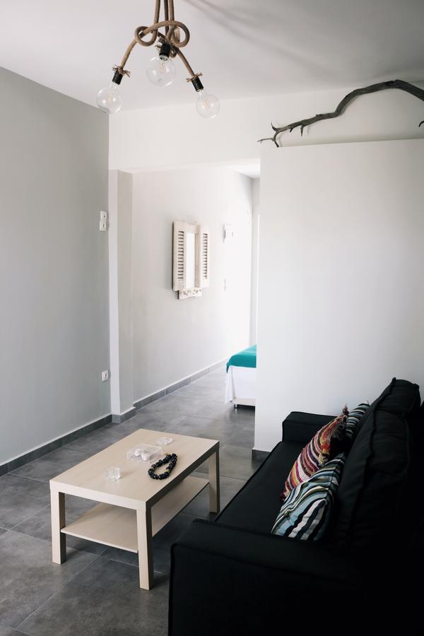 Esperida Rooms & Studios Amoopi Exterior photo